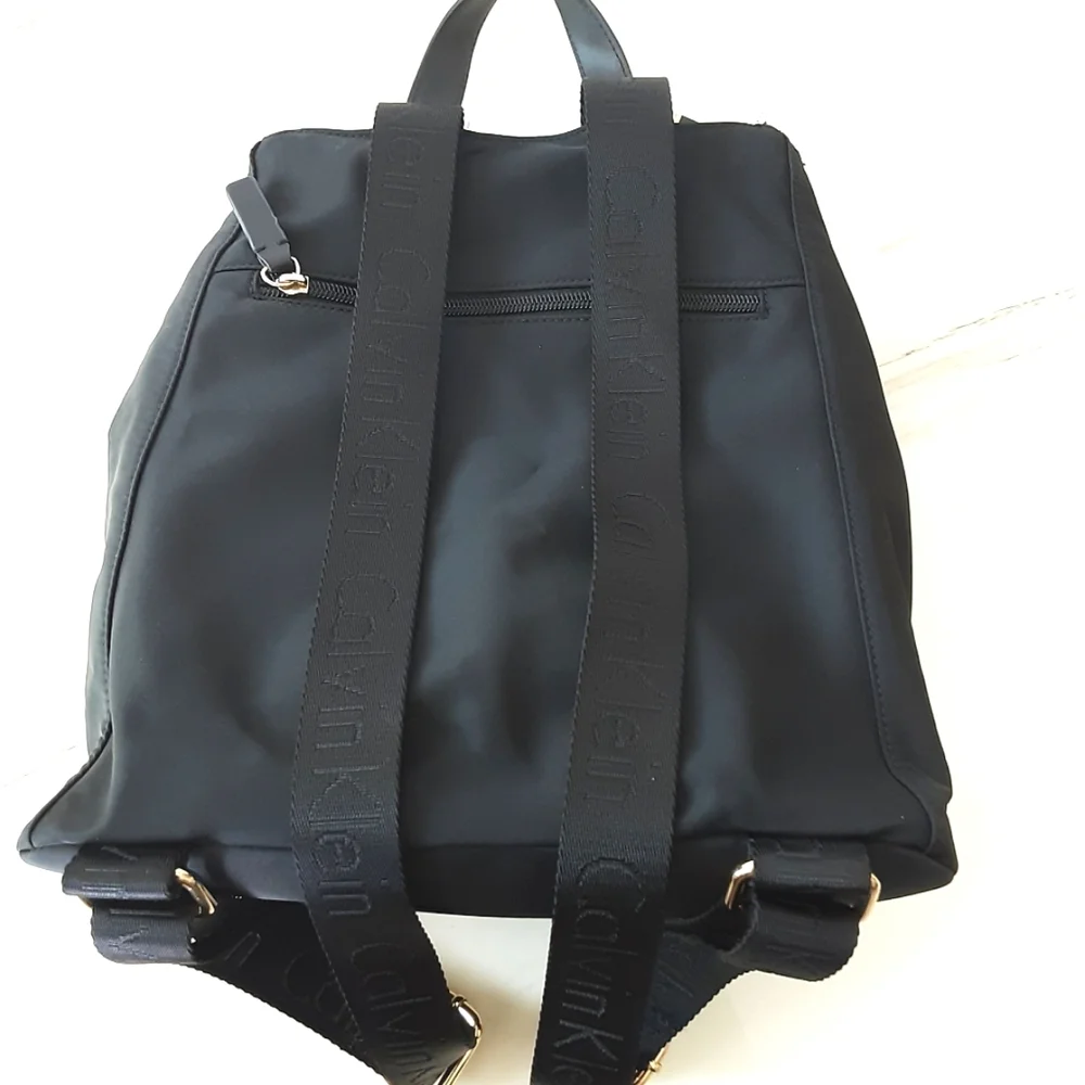 CALVIN KLEIN Gold-Silver Flap Accent Nylon Faux Leather Handbag Backpack